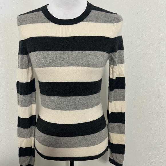 Banana Republic Vintage Women’s 100%Cashmere Striped Sweater Small Flaws See Pic - Picture 1 of 14